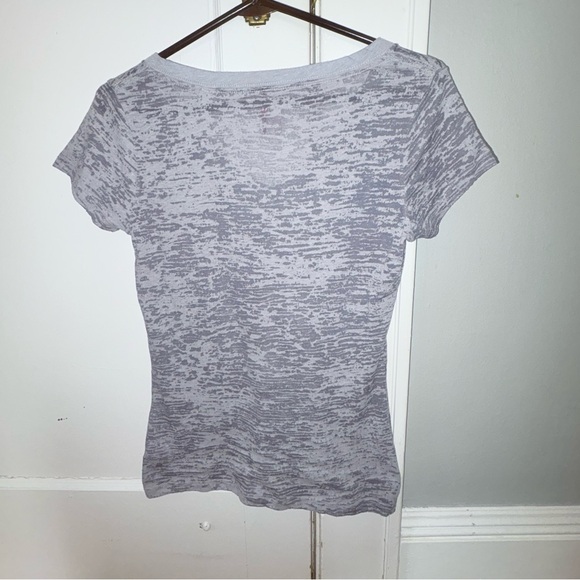 Y2K Heart peace sign burnout baby tee sz medium - Picture 3 of 4